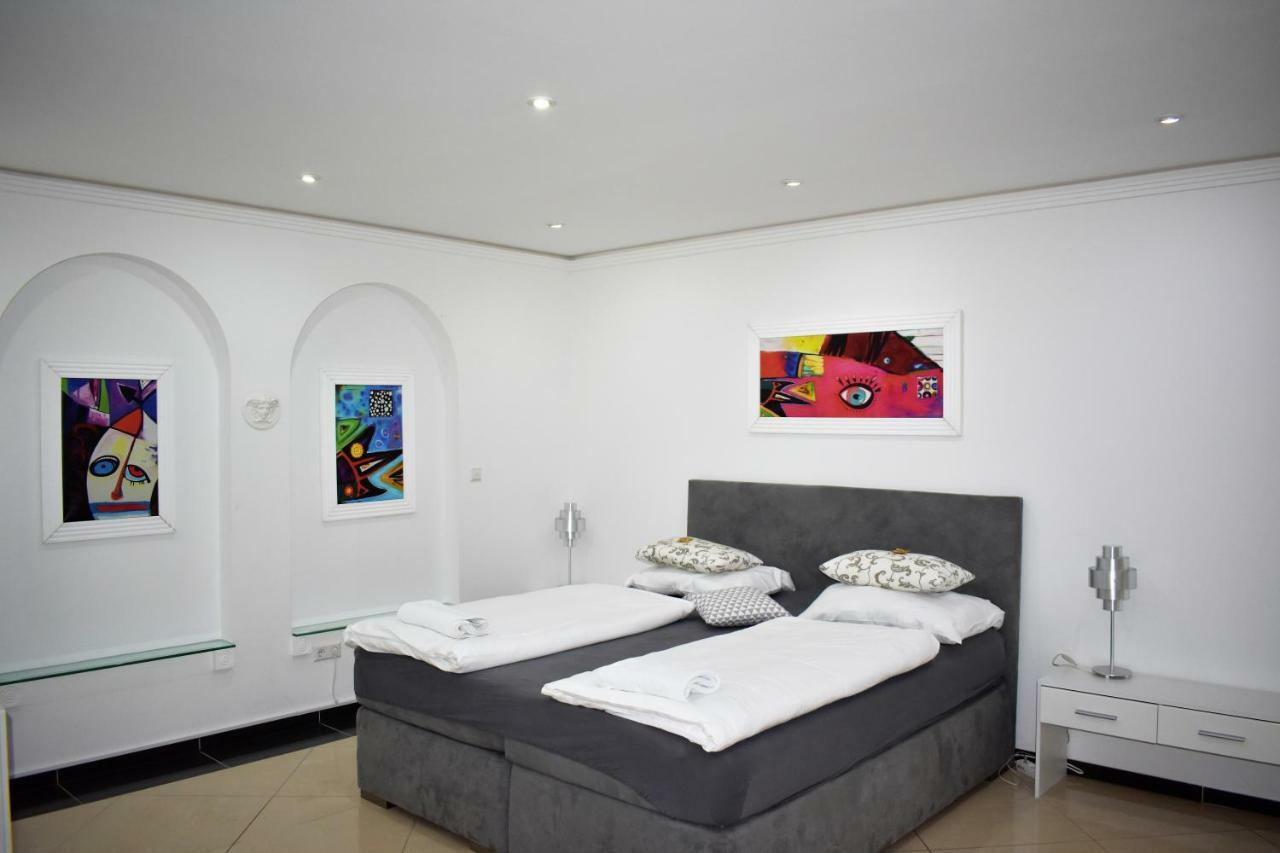 Villaci Business Apartments Лаймен Екстериор снимка