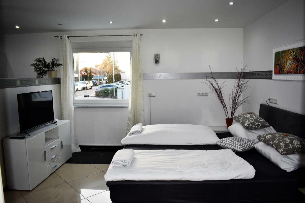 Villaci Business Apartments Лаймен Екстериор снимка